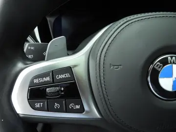 318 3 Serie Sedan 318i | LED | Leder | navi | Sc