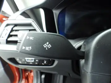 318 3 Serie Sedan 318i | LED | Leder | navi | Sc