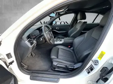 318 d Advantage *Pano*Sportsitze* Werksgarantie*