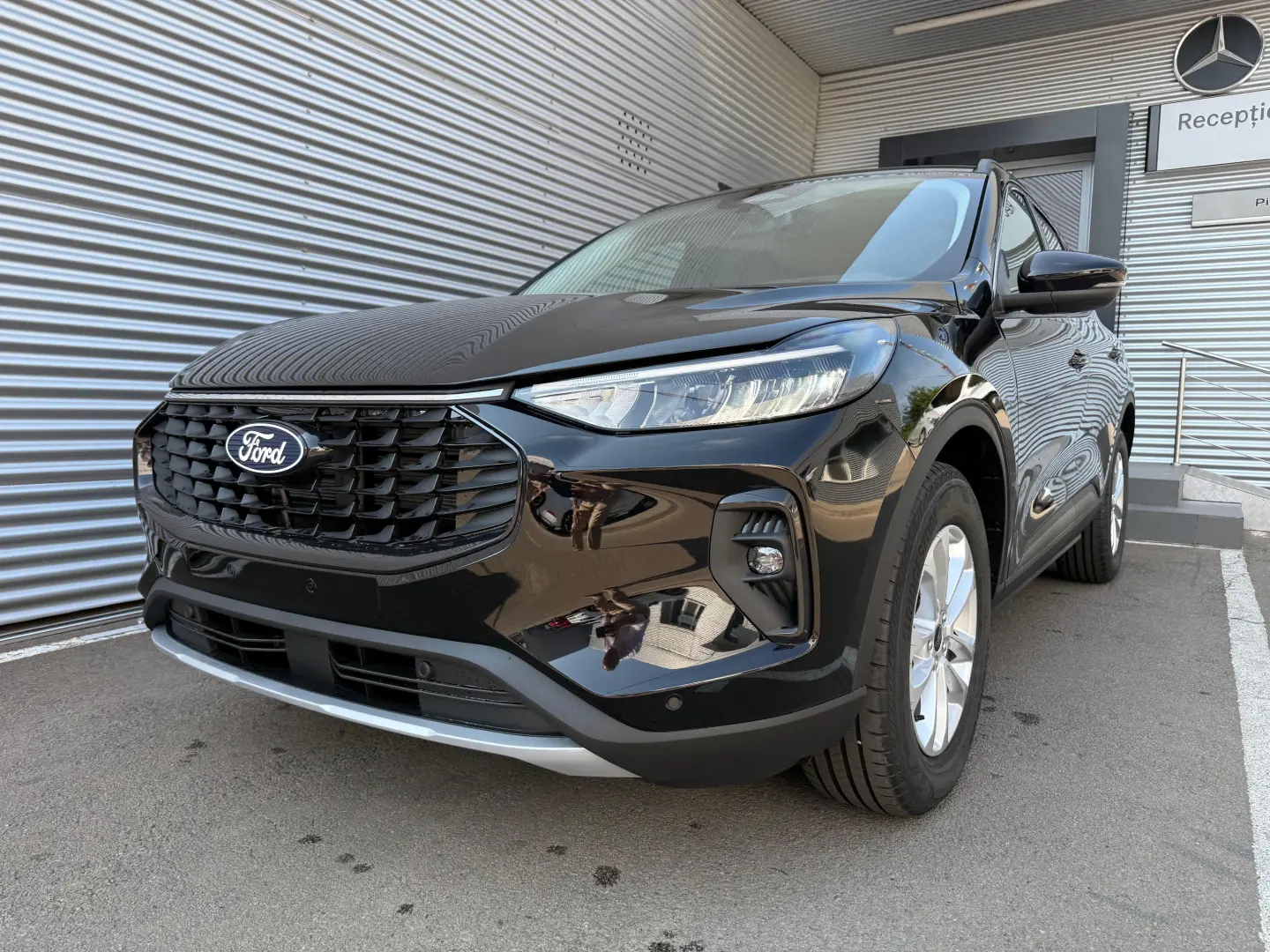 Ford Kuga MCA 5 usi Titanium 2.5L Duratec FHEV 180 CP AT FWD