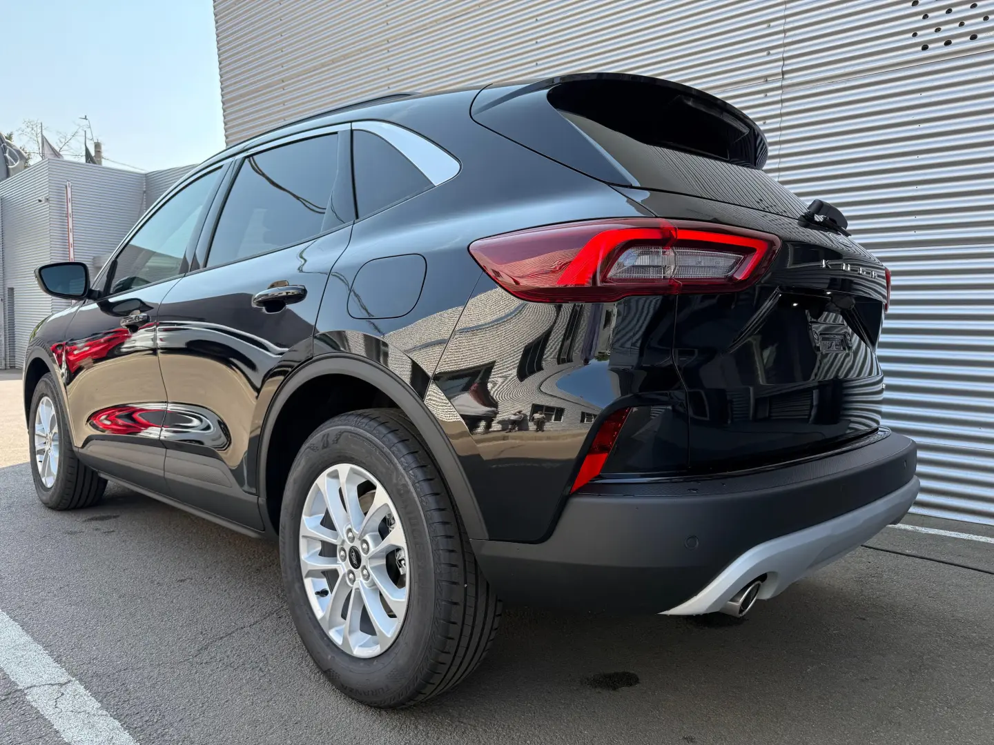 Ford Kuga MCA 5 usi Titanium 2.5L Duratec FHEV 180 CP AT FWD