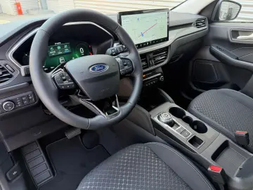 Ford Kuga MCA 5 usi Titanium 2.5L Duratec FHEV 180 CP AT FWD