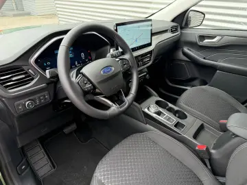 Ford Kuga MCA 5 usi Titanium 2.5L Duratec PHEV 243 CP AT FWD