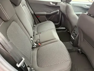 Ford Kuga MCA 5 usi Titanium 2.5L Duratec PHEV 243 CP AT FWD