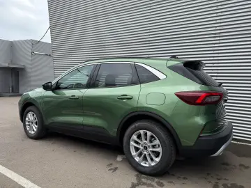 Ford Kuga MCA 5 usi Titanium 2.5L Duratec PHEV 243 CP AT FWD