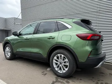 Ford Kuga MCA 5 usi Titanium 2.5L Duratec PHEV 243 CP AT FWD
