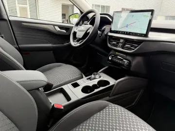 Ford Kuga MCA 5 usi Titanium 2.5L Duratec PHEV 243 CP AT FWD