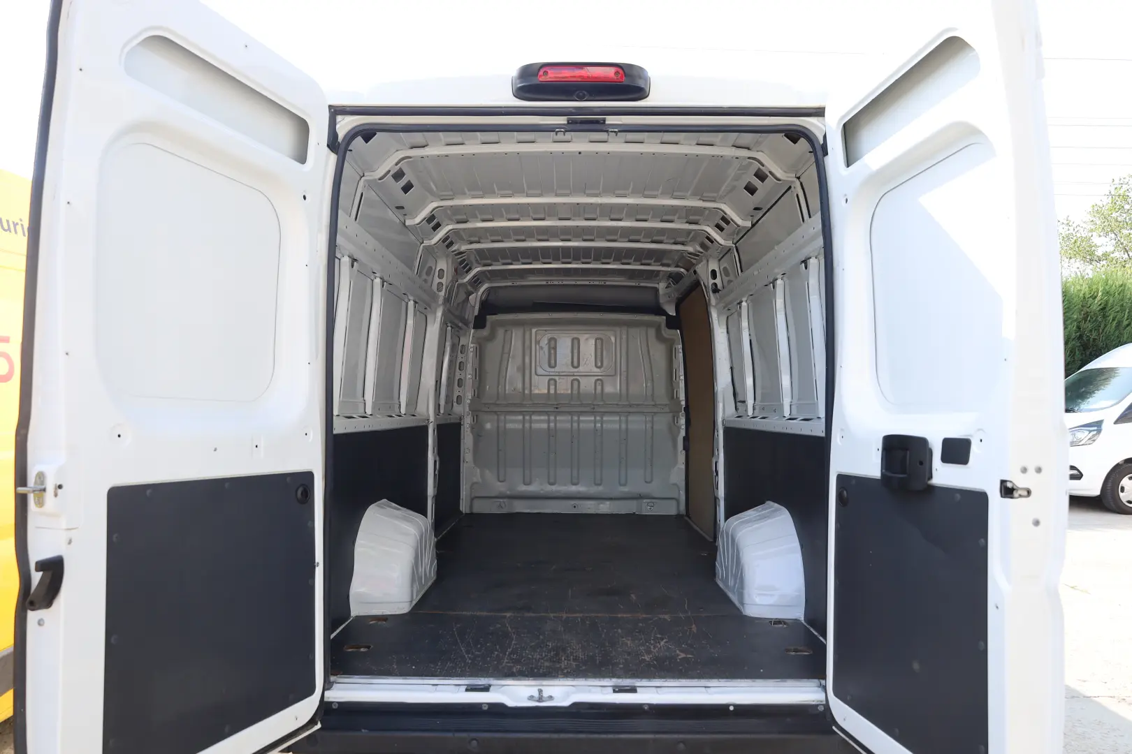 Peugeot Boxer L4H2 2.2D 140CP