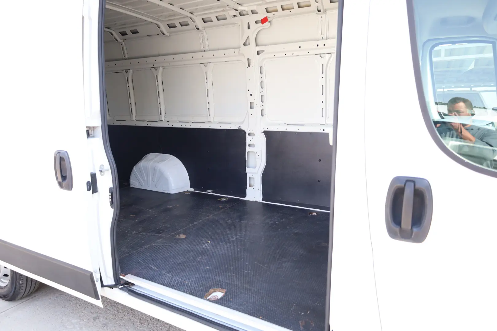 Peugeot Boxer L4H2 2.2D 140CP