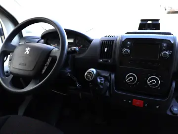 Peugeot Boxer L4H2 2.2D 140CP