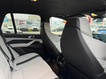 X5 M