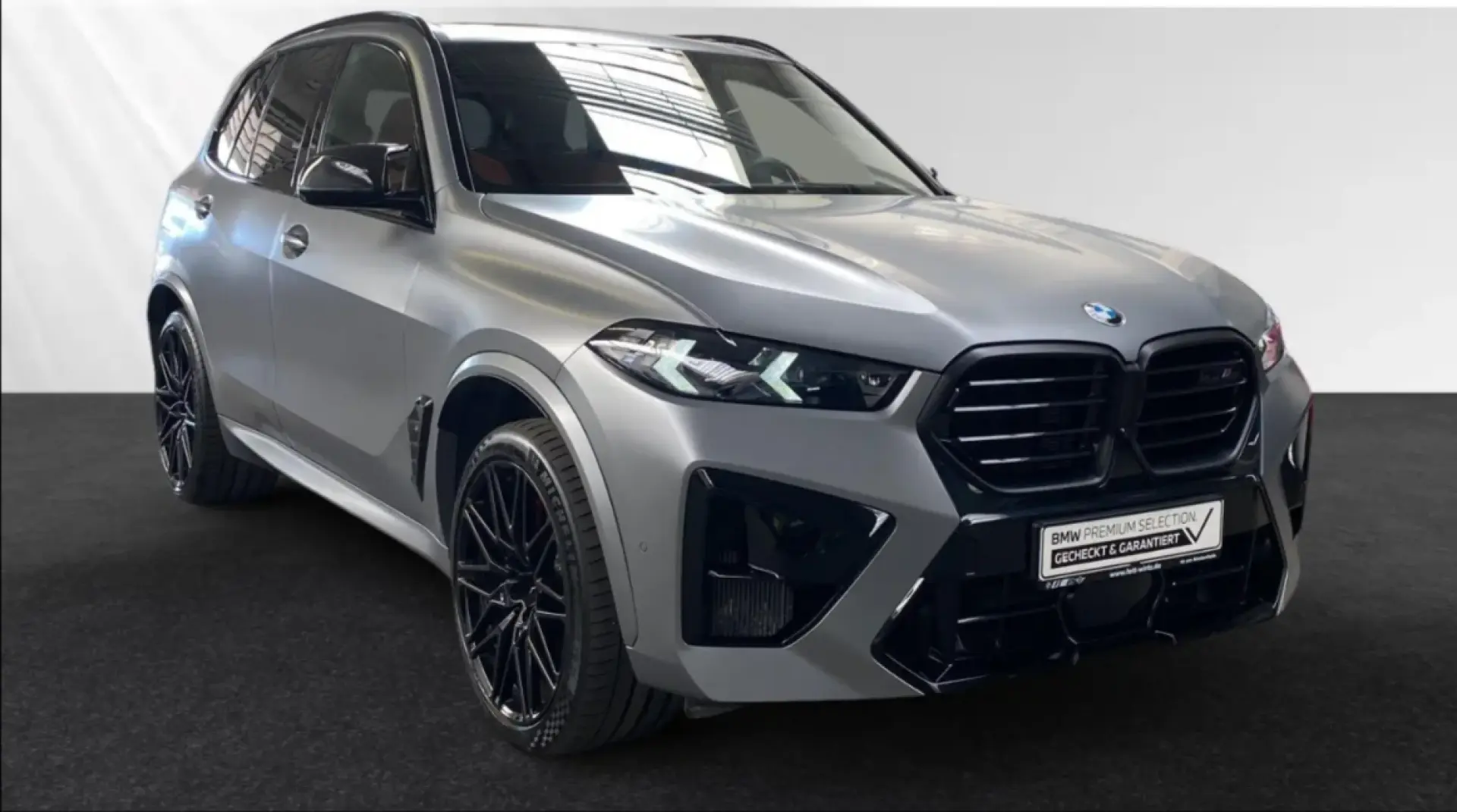 X5 M Competition Frozen MDriversPack. B&W AHK