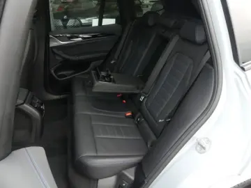 X3 xDrive30e M Sportp. Pano°AHK°Laser°el.M-Sitze