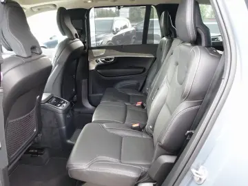 XC90 T8 Recharge AWD Ultimate Bright FOUR-C/B&W