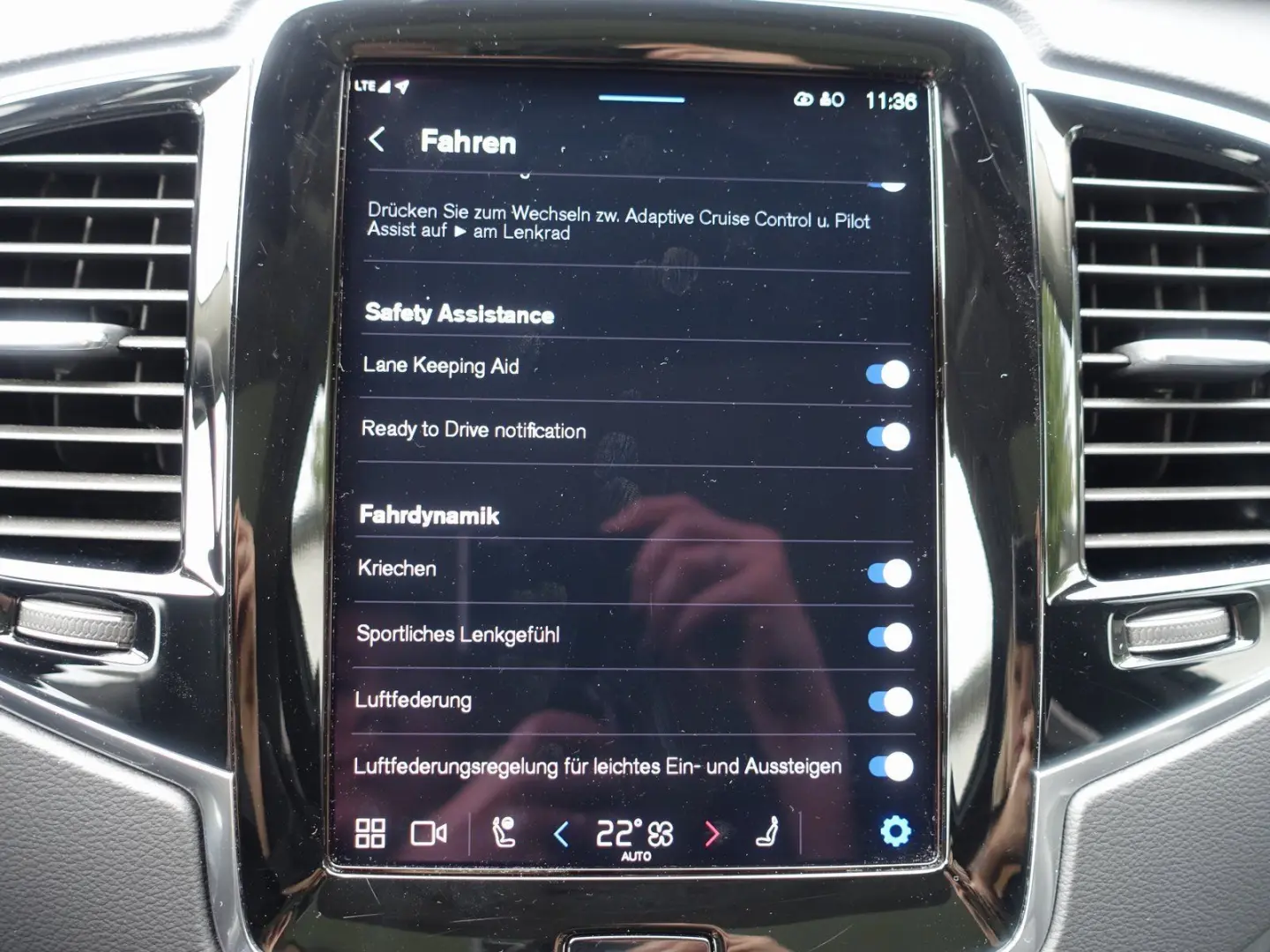 XC90 T8 Recharge AWD Ultimate Bright FOUR-C/B&W