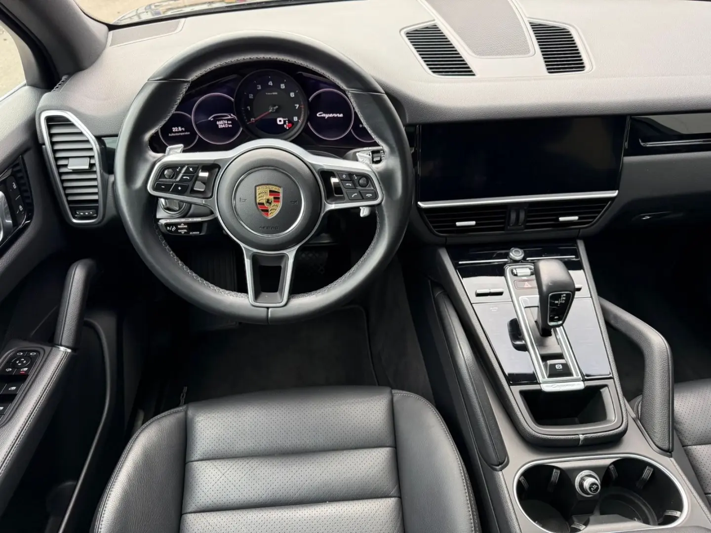 Cayenne 3.0+Pano-SD+Kamera+LED+Leder+Service Neu