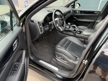 Cayenne 3.0+Pano-SD+Kamera+LED+Leder+Service Neu