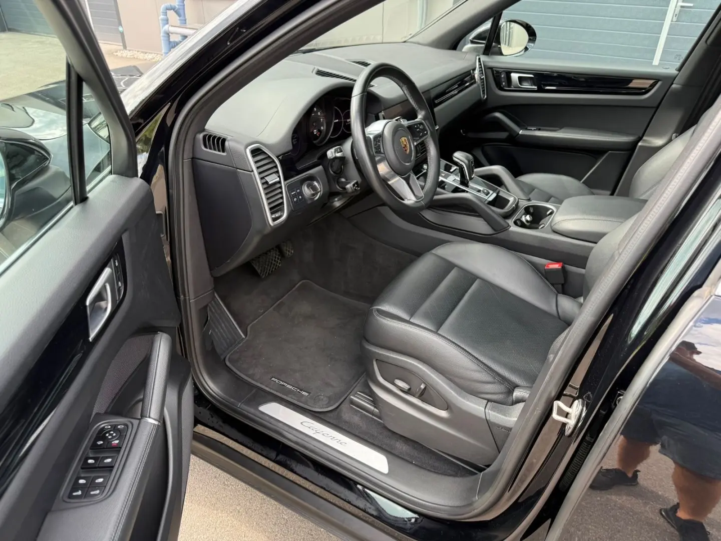 Cayenne 3.0+Pano-SD+Kamera+LED+Leder+Service Neu