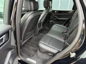 Cayenne 3.0+Pano-SD+Kamera+LED+Leder+Service Neu