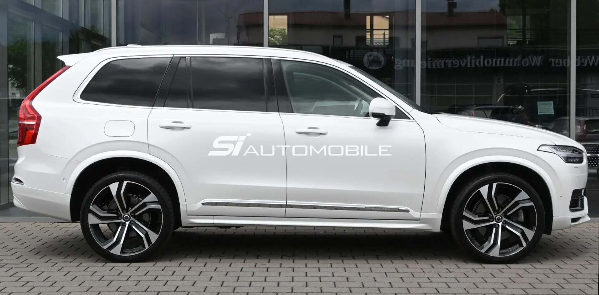 XC90 T8 AWD Re Ultimate Bright °B&W°FOUR-C°VOLL!