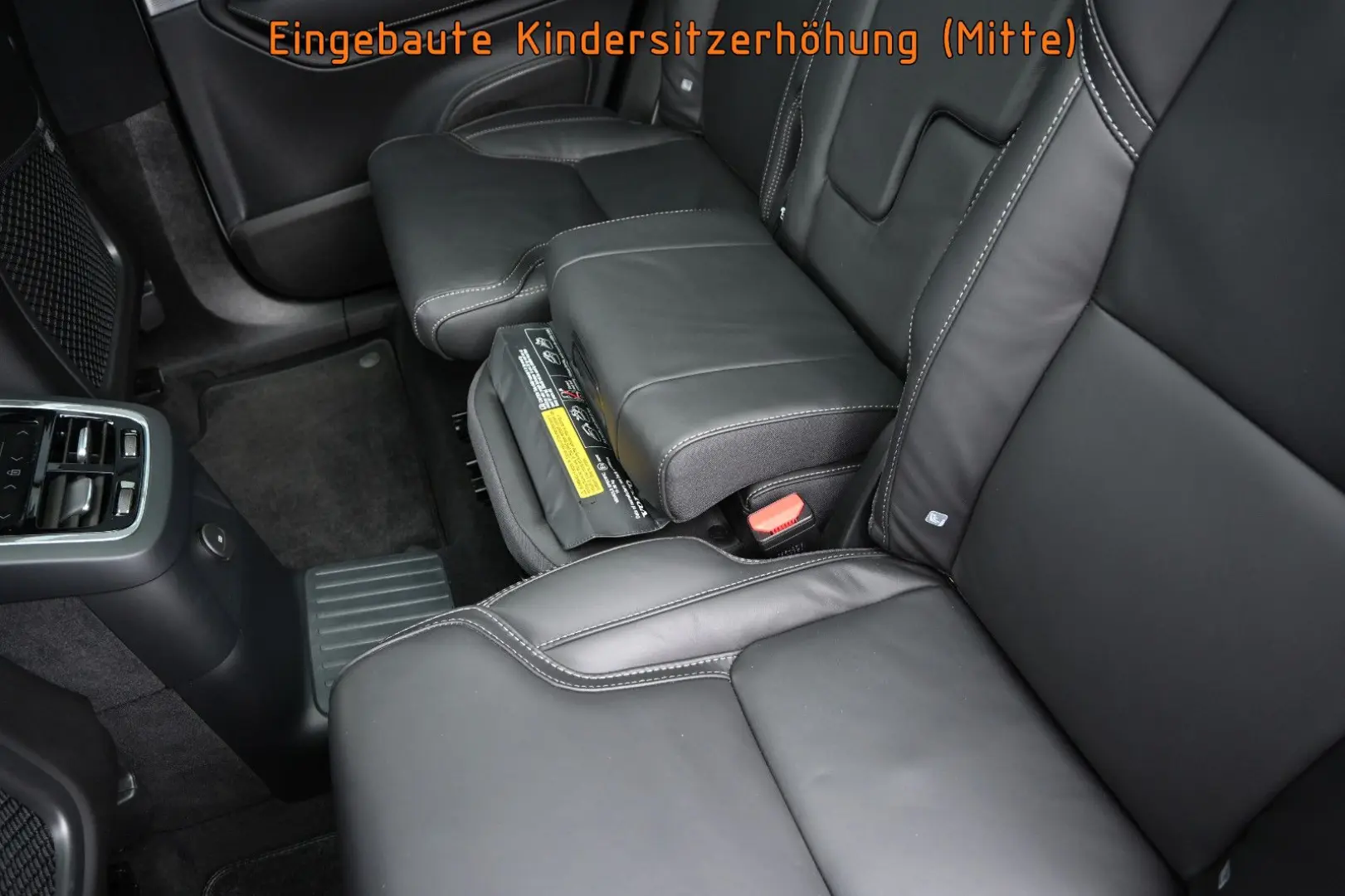 XC90 T8 AWD Re Ultimate Bright °B&W°FOUR-C°VOLL!