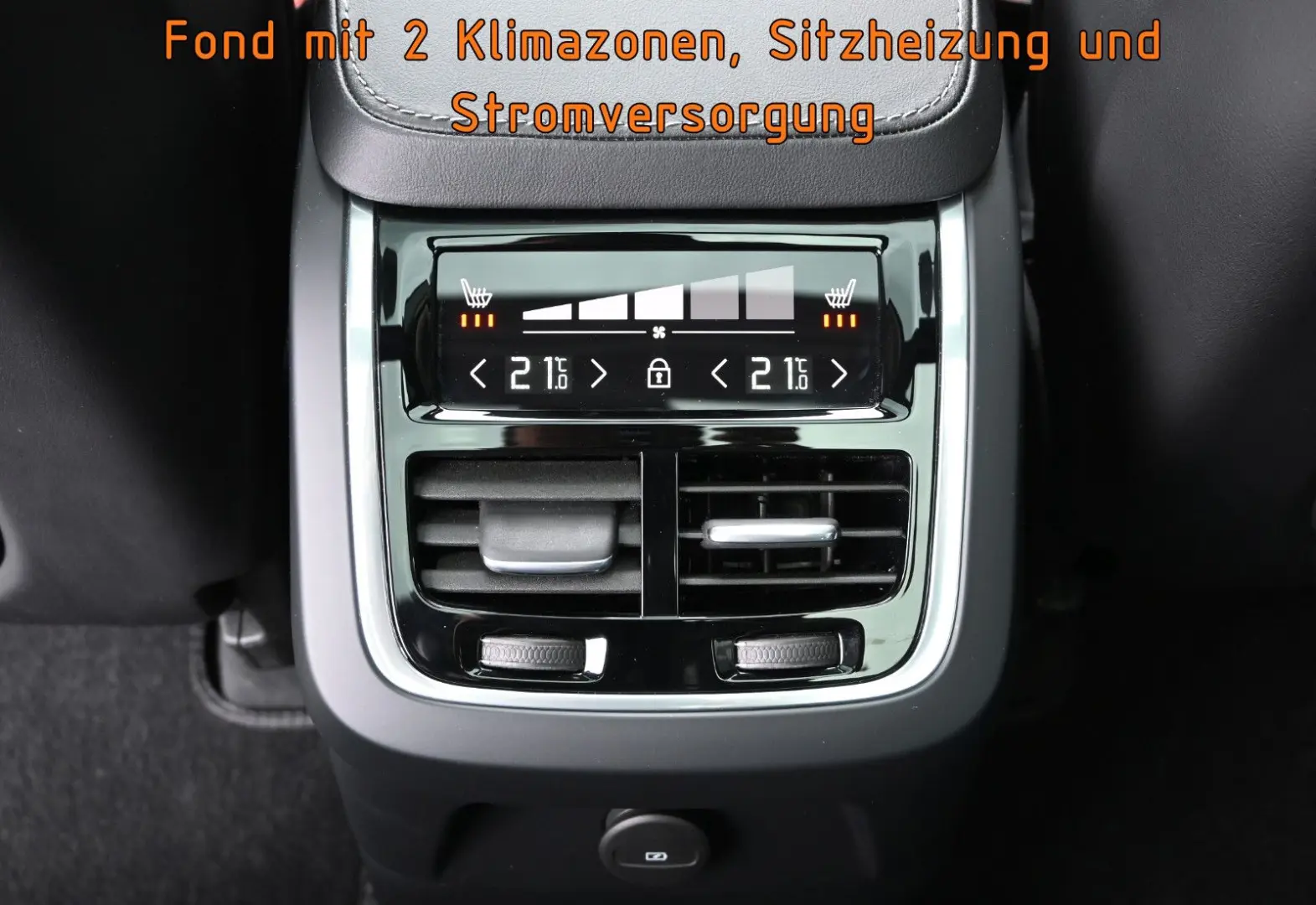 XC90 T8 AWD Re Ultimate Bright °B&W°FOUR-C°VOLL!