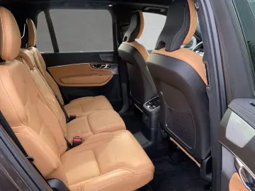 XC90 T8 AWD Ultra Bright 7-Sitzer AHK ACC BLIS