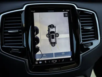 XC90 T8 Recharge AWD Ultra Bright NP:107.220,-//