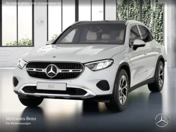 GLC 300 e 4M Avantg. PANO Distronic 360