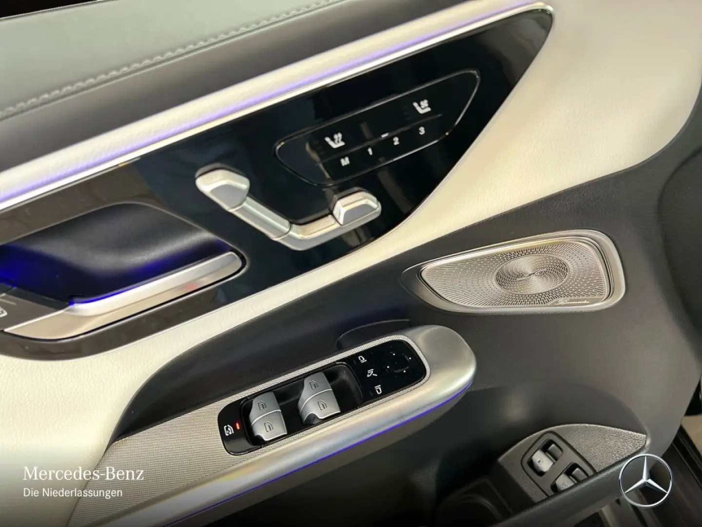GLC 300 e 4M AMG Premium DIGITAL Sitzklima AHK