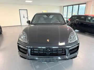 Cayenne GTS TECHART+PANO+AHK+CAM+BOSE+22+LUFT+SH