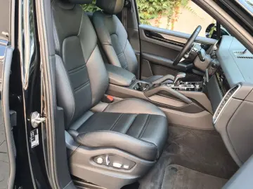 Cayenne E-Hybrid,Pano,Luftfe,ACC, ALU20,Kame;Mat