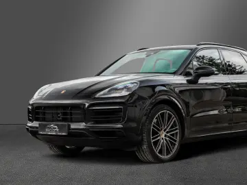 Cayenne S Luft PANO 90l BOSE PDLS+ 22Zoll HeadUP
