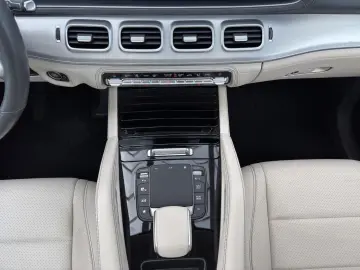 GLE 300 d 4M Pano*HUD*360°Ka*Lenkradhz*Burmester