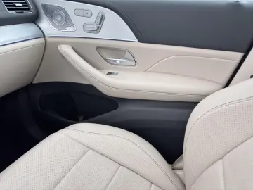 GLE 300 d 4M Pano*HUD*360°Ka*Lenkradhz*Burmester