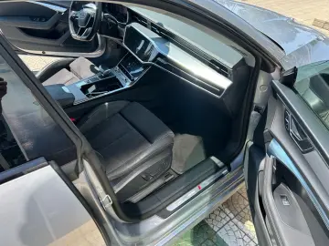 Audi A7 55 TFSIe quattro S tronic