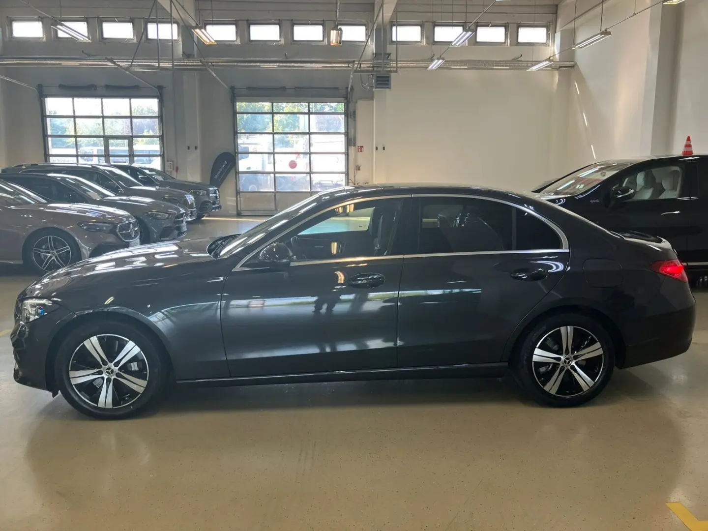 C 300 e Ava Pano Distr Spur DigiLight HUD DAB