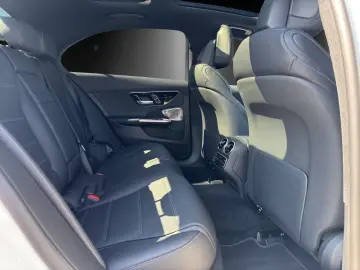 C300de AMG Pano DISTRO Memo AHK Masage HUD KeyGo