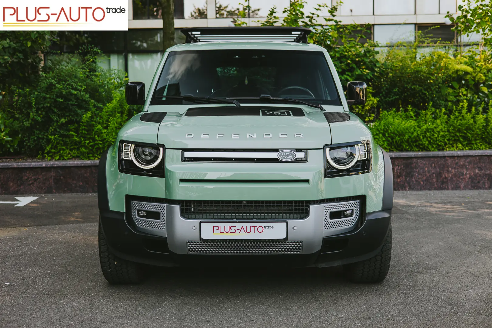 Land Rover Defender 75th Limited Edition 3.0D MHEV