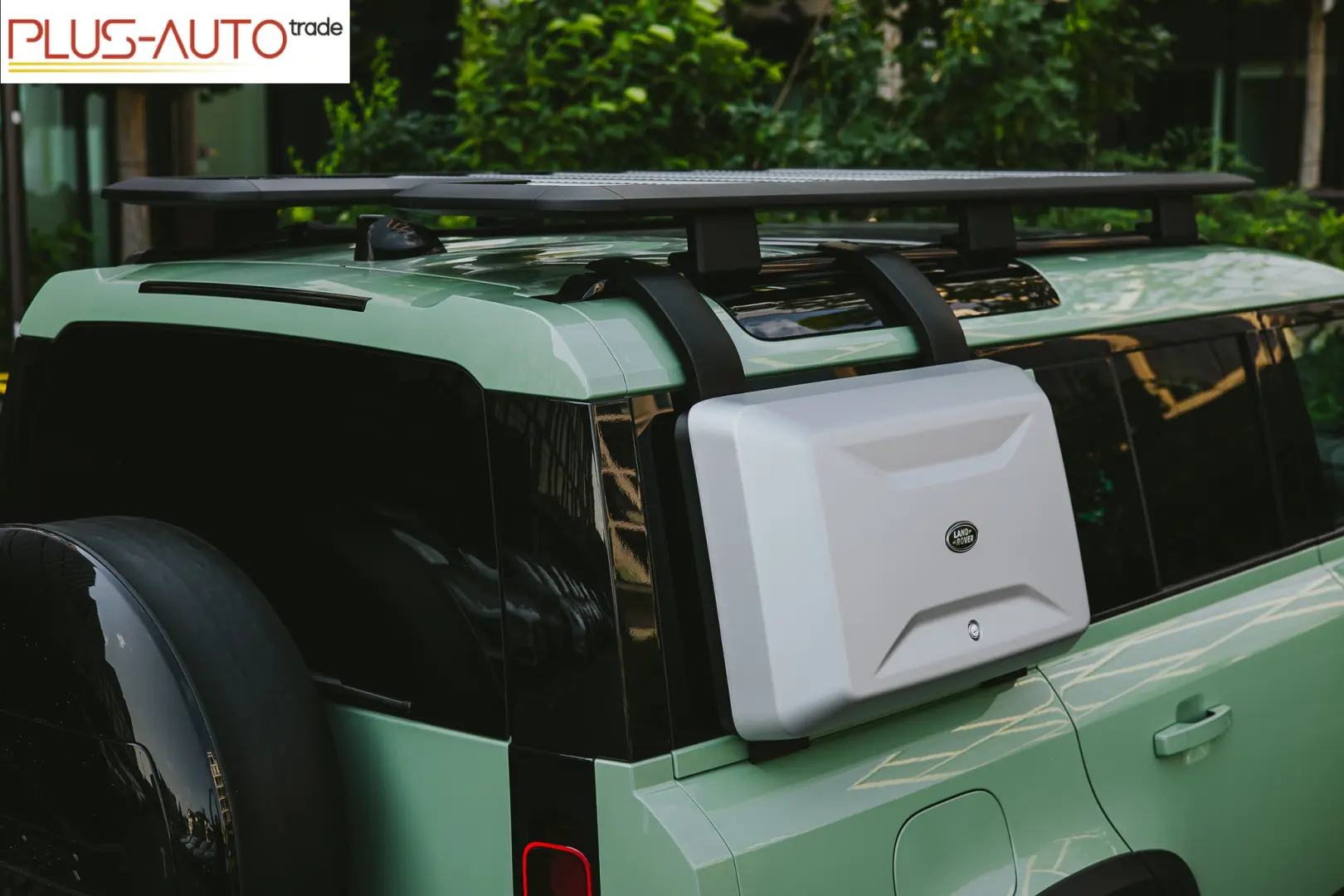 Land Rover Defender 75th Limited Edition 3.0D MHEV