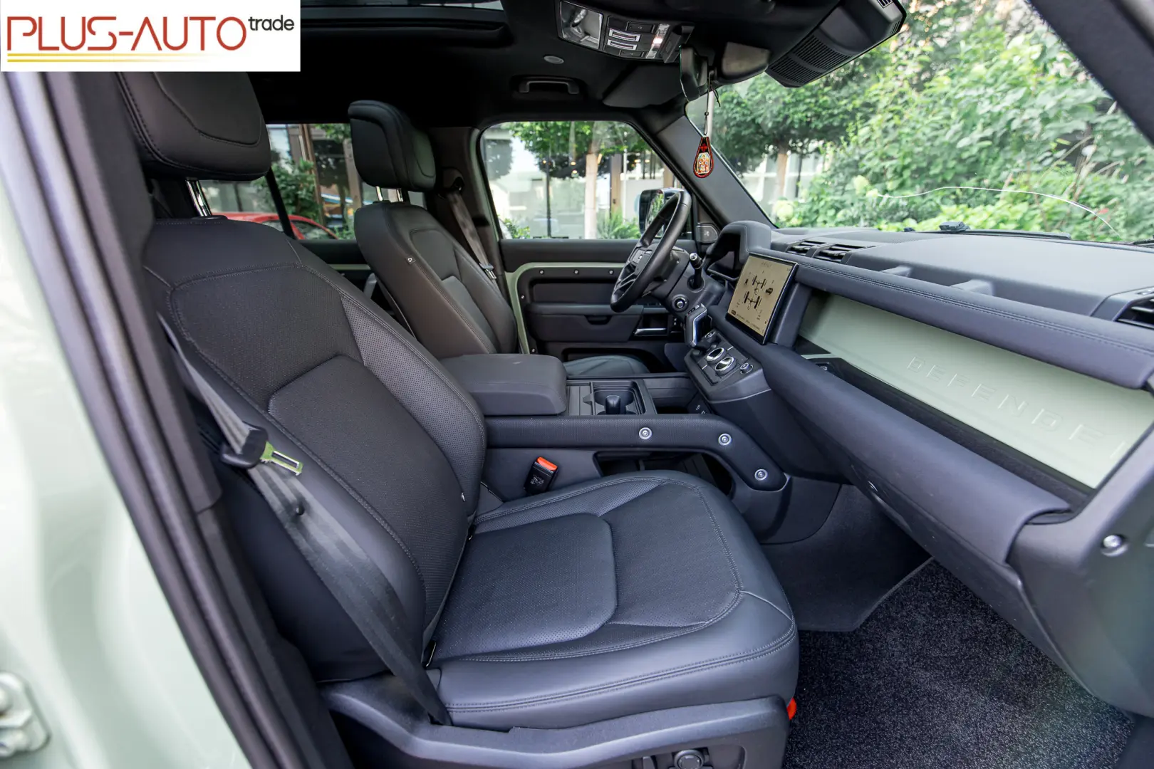 Land Rover Defender 75th Limited Edition 3.0D MHEV