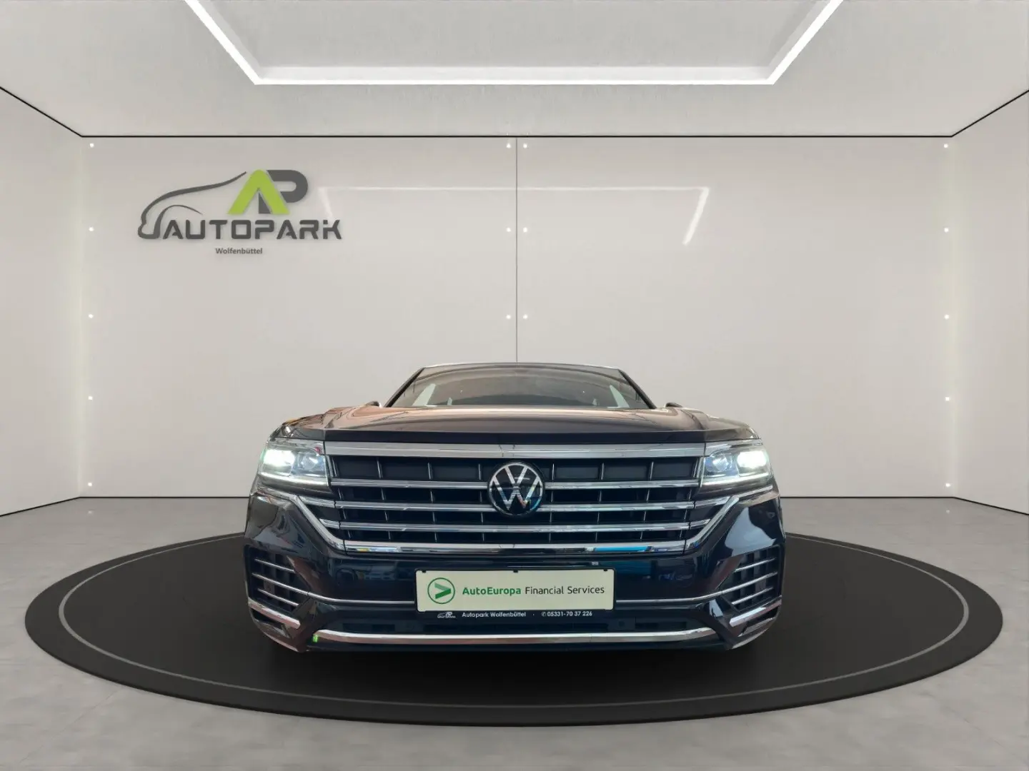 Touareg Elegance 4M 3.0TDI*VIRTUAL*LED*LEDER*LUF