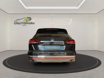 Touareg Elegance 4M 3.0TDI*VIRTUAL*LED*LEDER*LUF