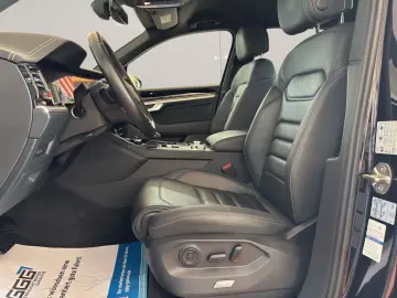 Touareg Elegance 4M 3.0TDI*VIRTUAL*LED*LEDER*LUF