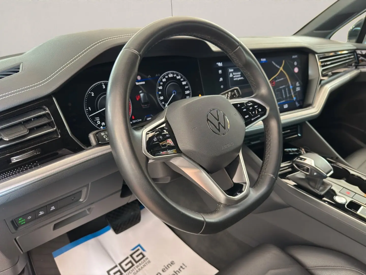 Touareg Elegance 4M 3.0TDI*VIRTUAL*LED*LEDER*LUF