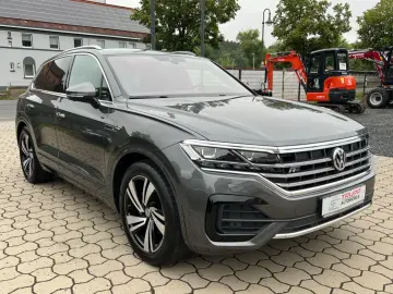 Touareg R-Line 4M/MATRIX/AHK/PANO/HUD/360°/LUFTF