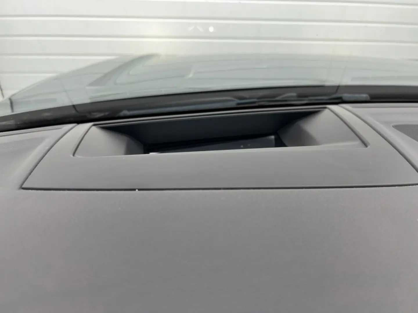 Touareg R-Line 4M/MATRIX/AHK/PANO/HUD/360°/LUFTF