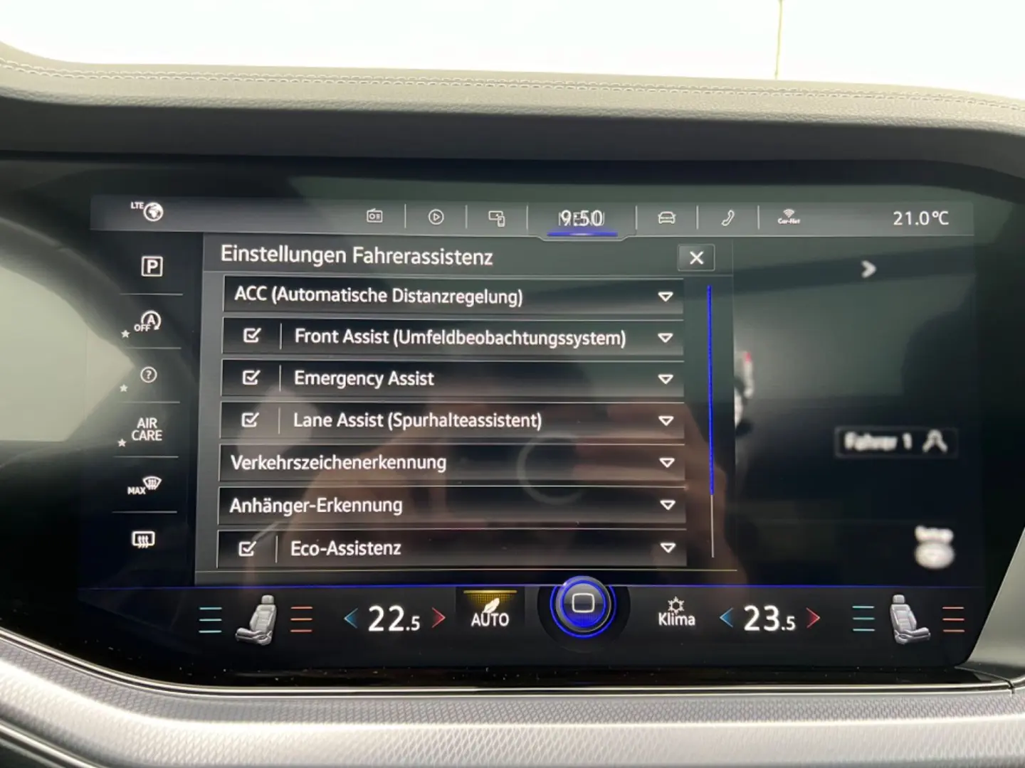 Touareg R-Line 4M/MATRIX/AHK/PANO/HUD/360°/LUFTF