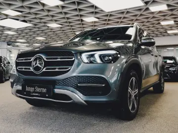GLE 300 d 4M Fahrassistenz/AHK/Panorama/LED