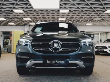 GLE 300 d 4M Fahrassistenz/AHK/Panorama/LED